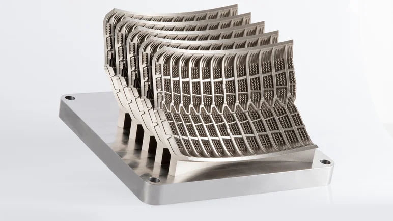 eos_application_tire_eos_tiremoldingsegment_highres-media-257a1785-query