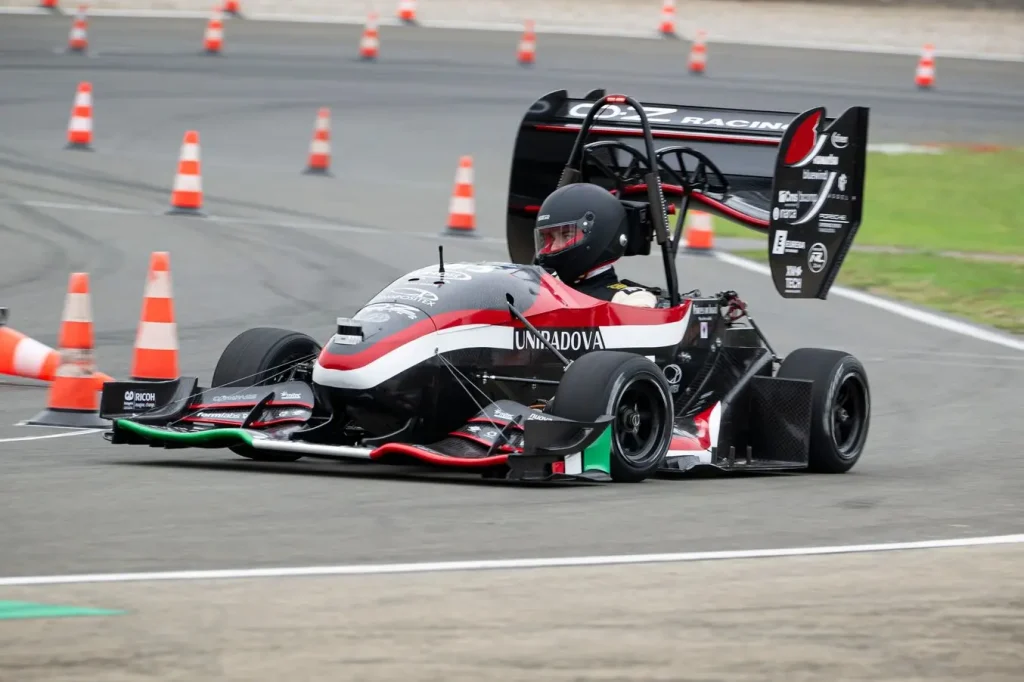 Máy In Form 4L Và Nhựa High Temp Đã Hỗ Trợ Đội Đua Padova In Hệ Thống Làm Mát Và Về Đích Như Thế Nào